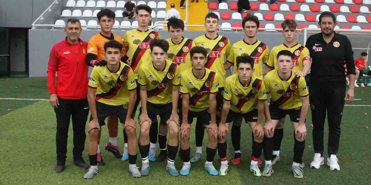 Eskişehirspor gençleri eli boş döndü