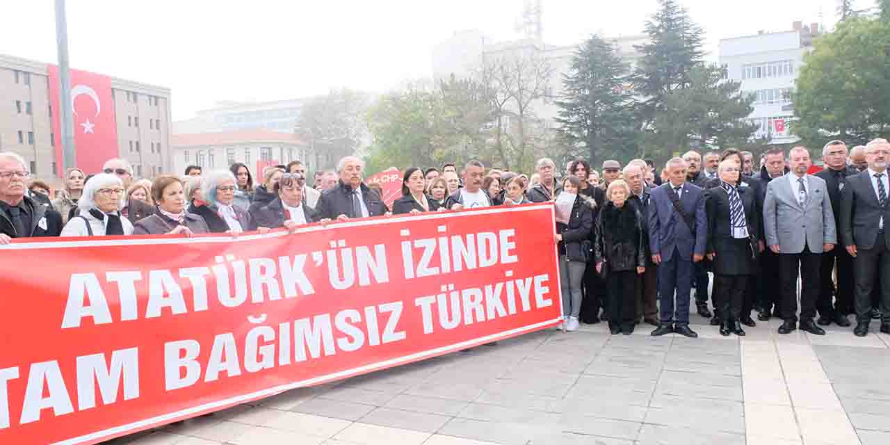 "Cumhuriyeti ilelebet yaşatacağız"