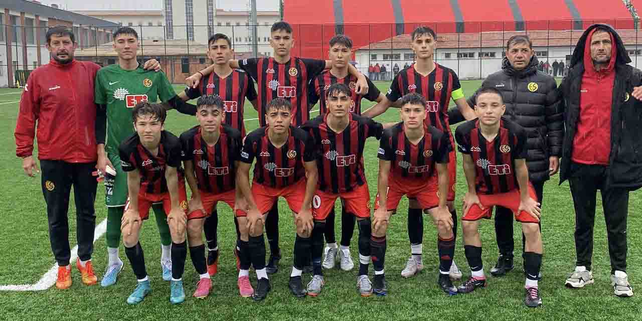 Eskişehirspor altyapısı gurbete hazırlanıyor
