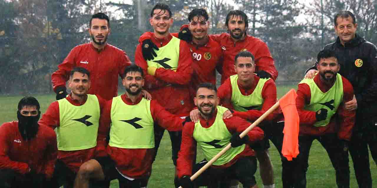 Eskişehirspor'da yağmur altında 3 puan hazırlığı
