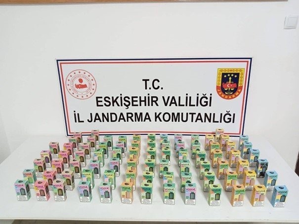 Eskişehir polisinden kaçakçılara operasyon!