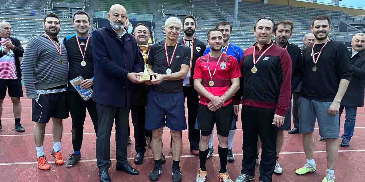 TFF'den ESTÜ'ye övgü dolu sözler!