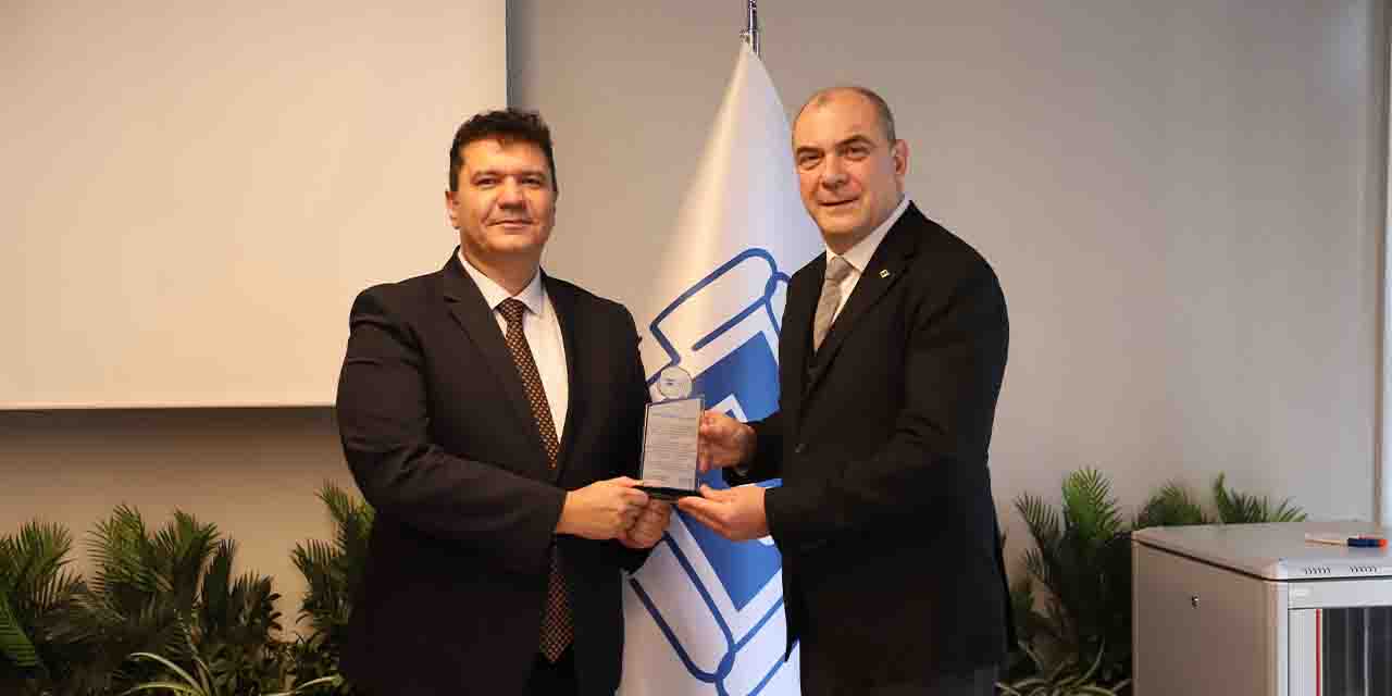 Görevinden ayrılan Uğur Bilge'ye veda
