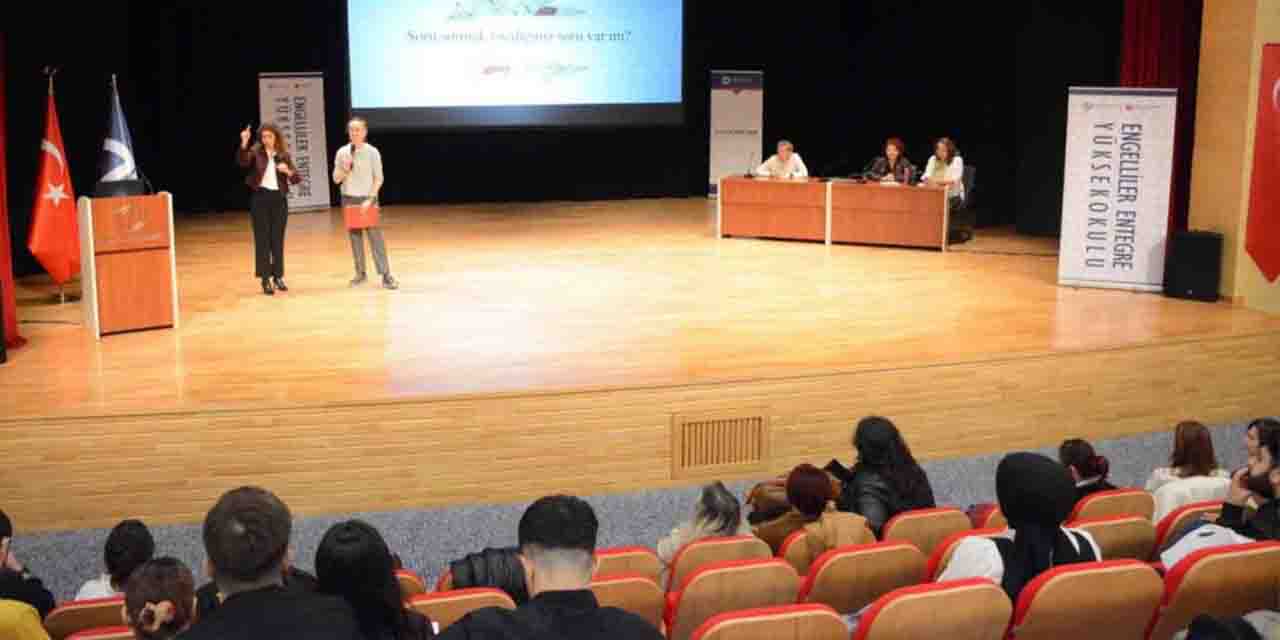 Anadolu Üniversitesi öğrencilerinden staj hikayeleri