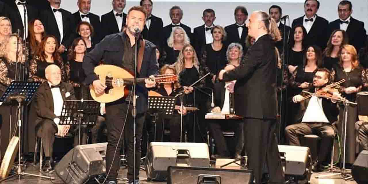 Türk Sanat Müziği Korosu unutulmaz bir konser verdi
