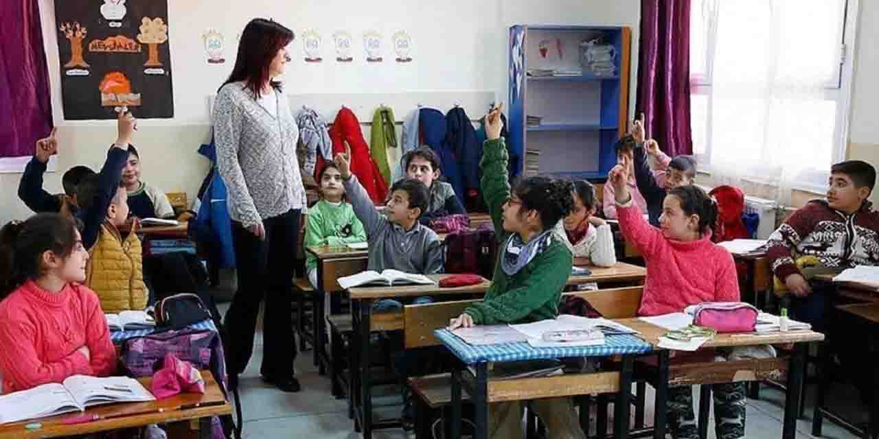 Sendikalar 'sınıf annesi' uygulamasını değerlendirdi