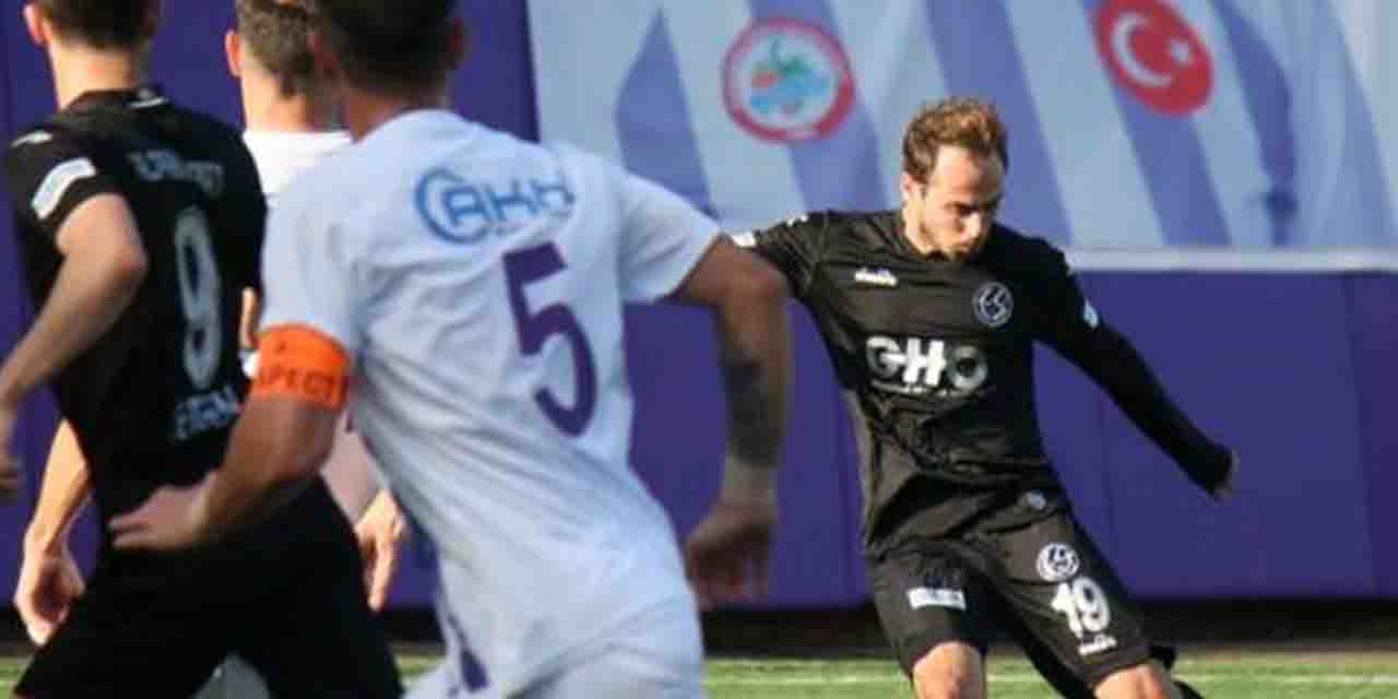 Es-Es'te Erkut ilk 11'de