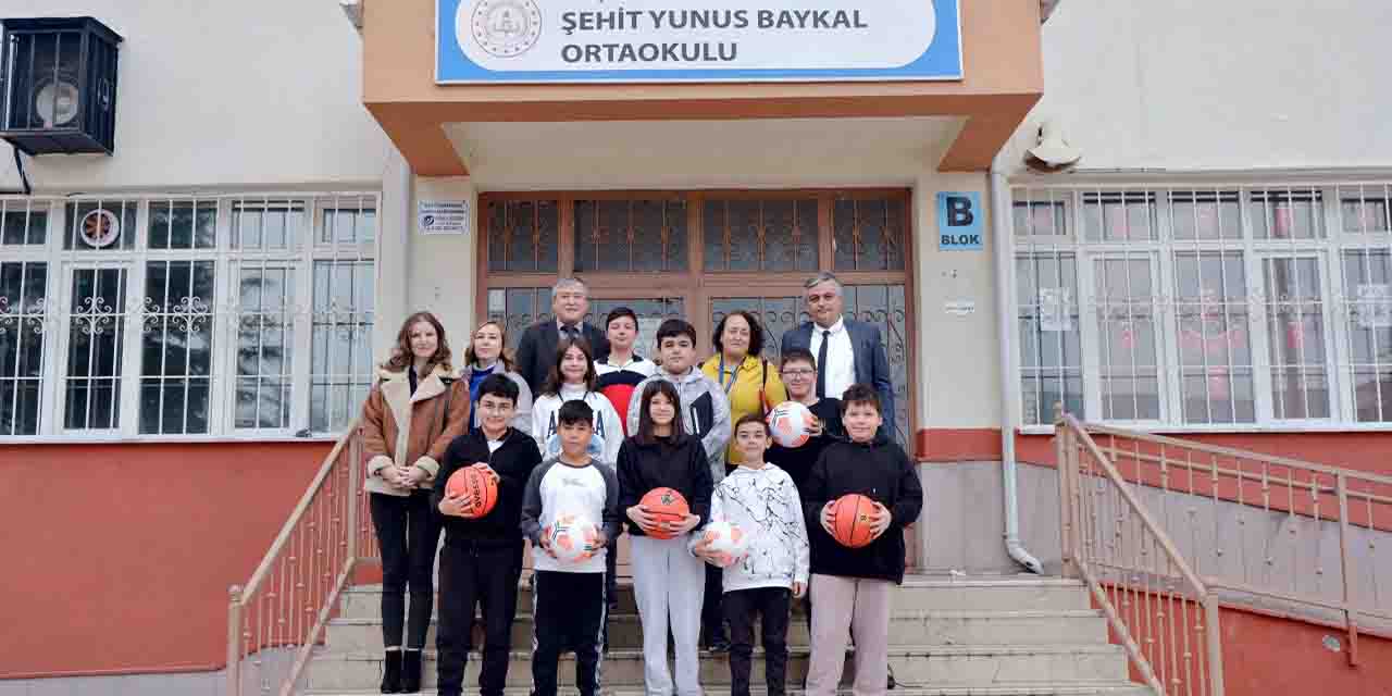 Eskişehir'de "Atık Pil Toplama Yarışması" sonuçlandı