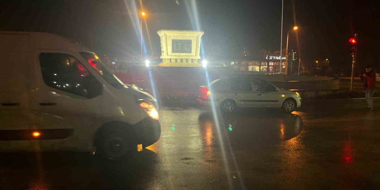 Burdur'da alkol dehşeti: Oğlunun iş yerini taşladıktan sonra...