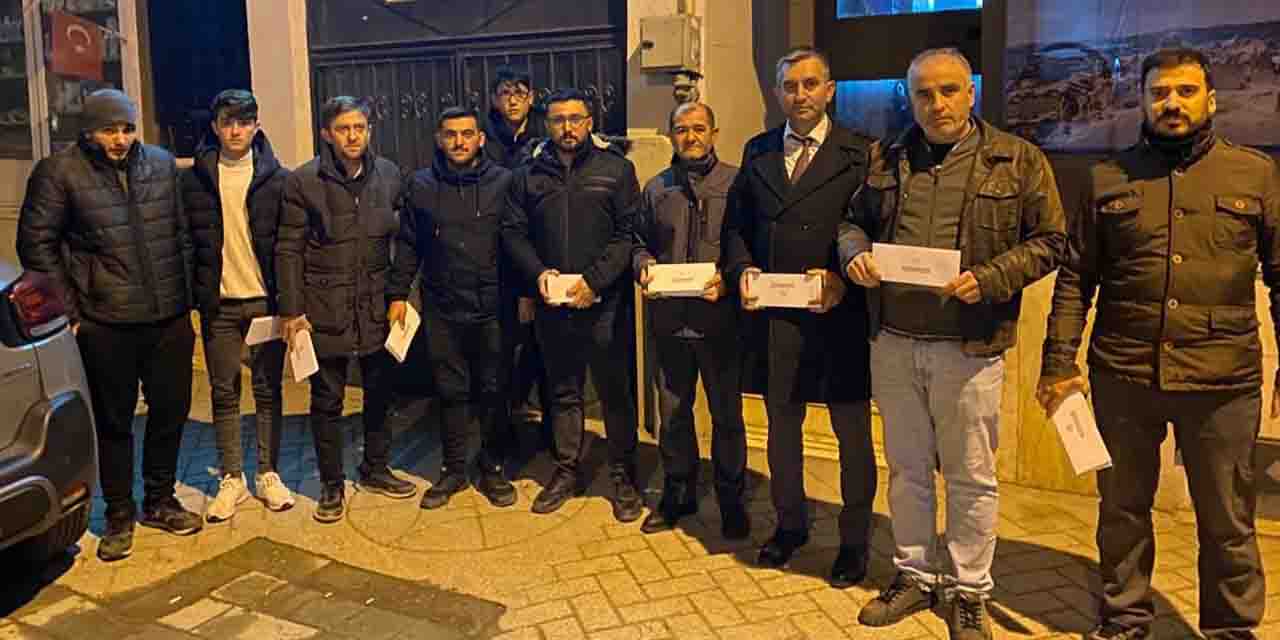 Eskişehir'de esnafa siftah parası dağıtıldı