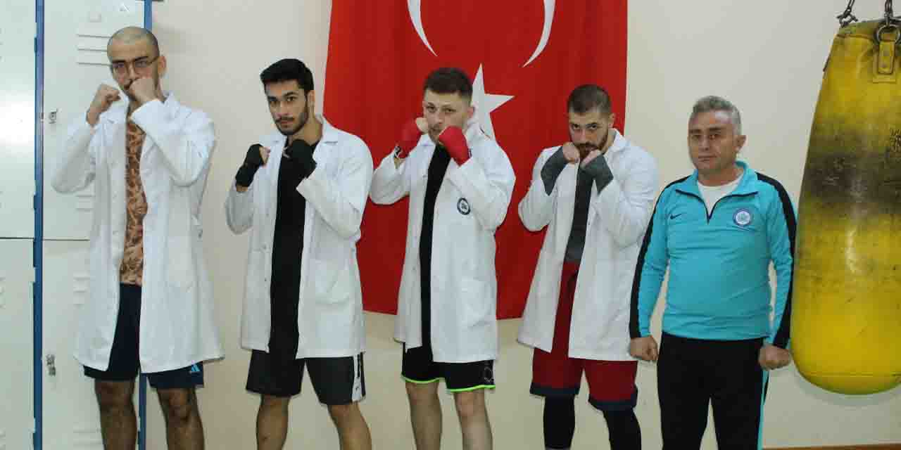 Eskişehir'de tıpçılar boksta kendilerini gösterdi