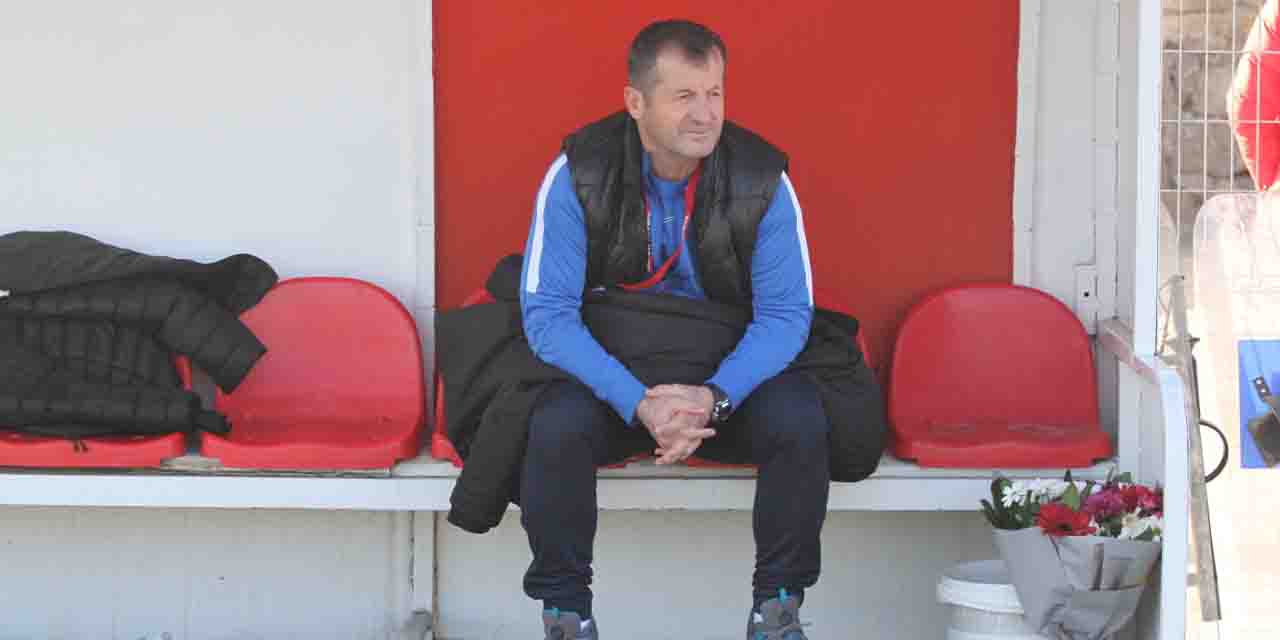 Eskişehirspor'da yenilginin faturası İbrahim Baş'a kesildi!