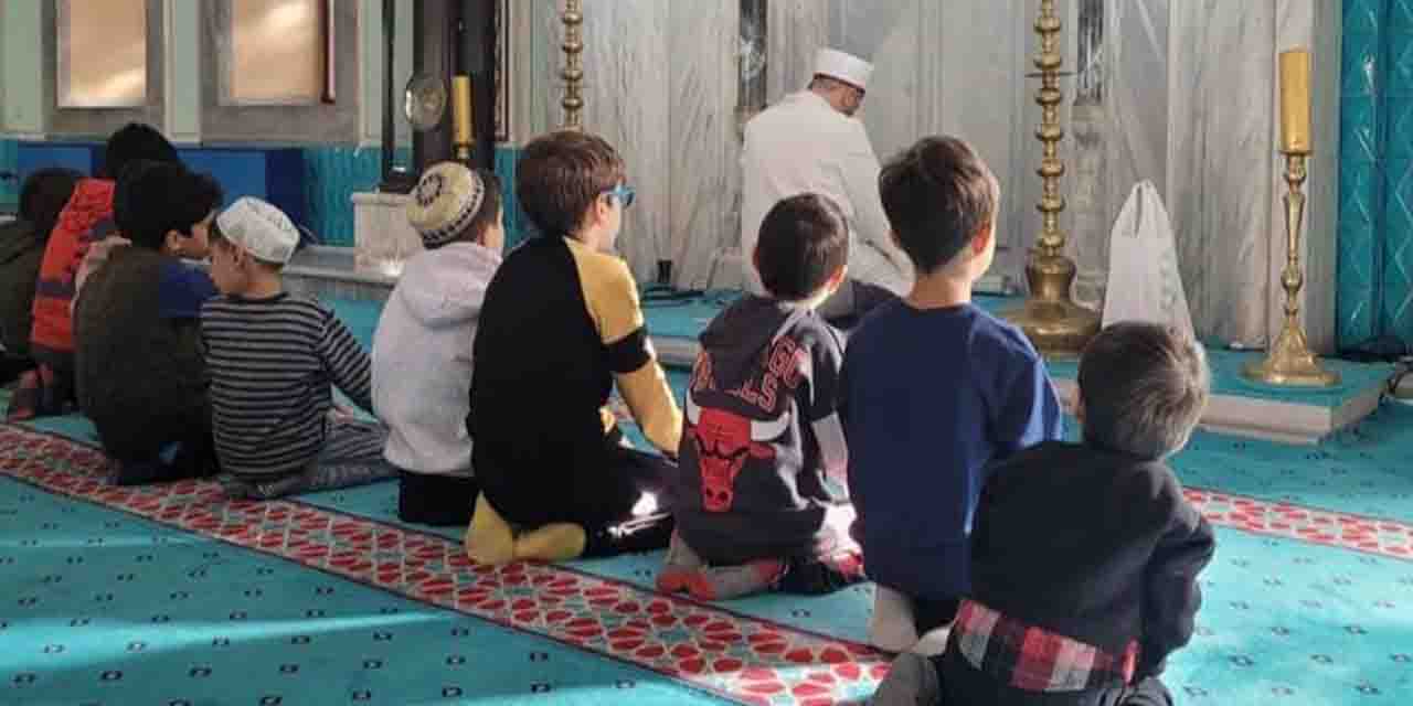 Eskişehirli miniklerin duaları şehitler ve Gazze için