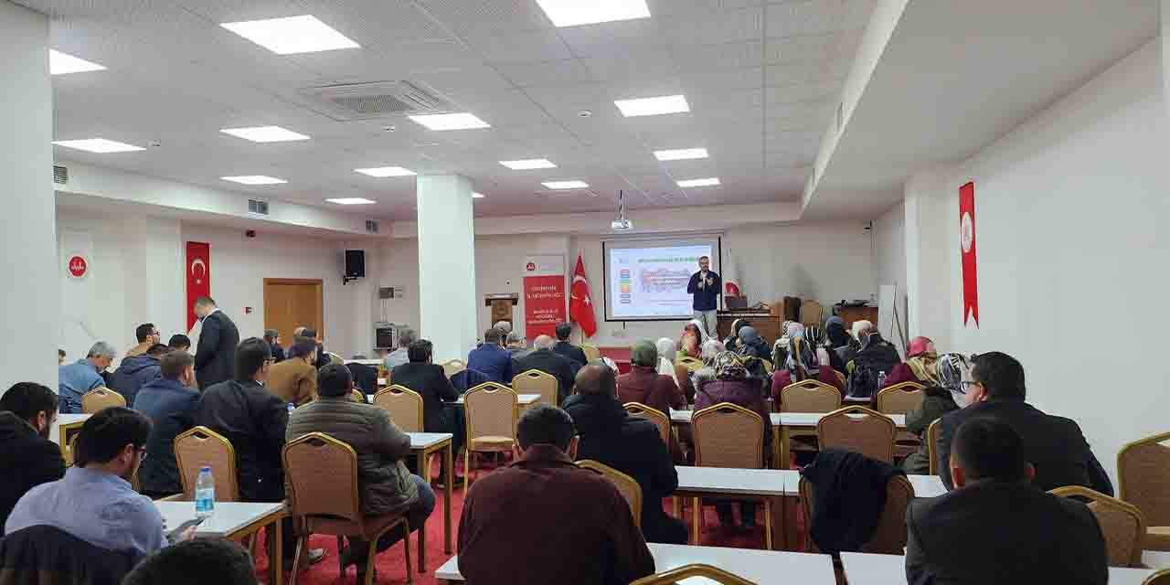 Eskişehir İl Müftülüğü bağımlılıkla mücadele eğitimi verdi