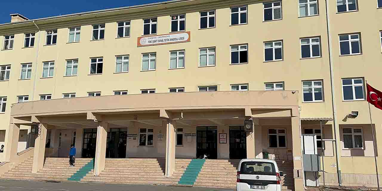 Okuldan kaçmak isteyen öğrenci yüksekten düştü!