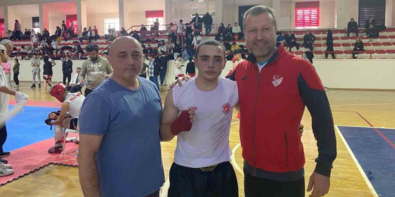 Hedefi Türkiye Kick Boks Şampiyonluğu!