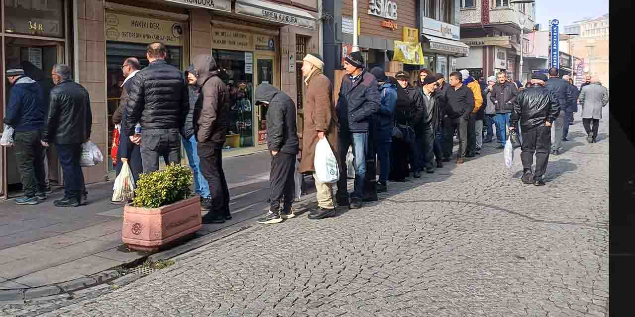 Eskişehir'de kuyruk oluşturan ürün: Almayan bin pişman
