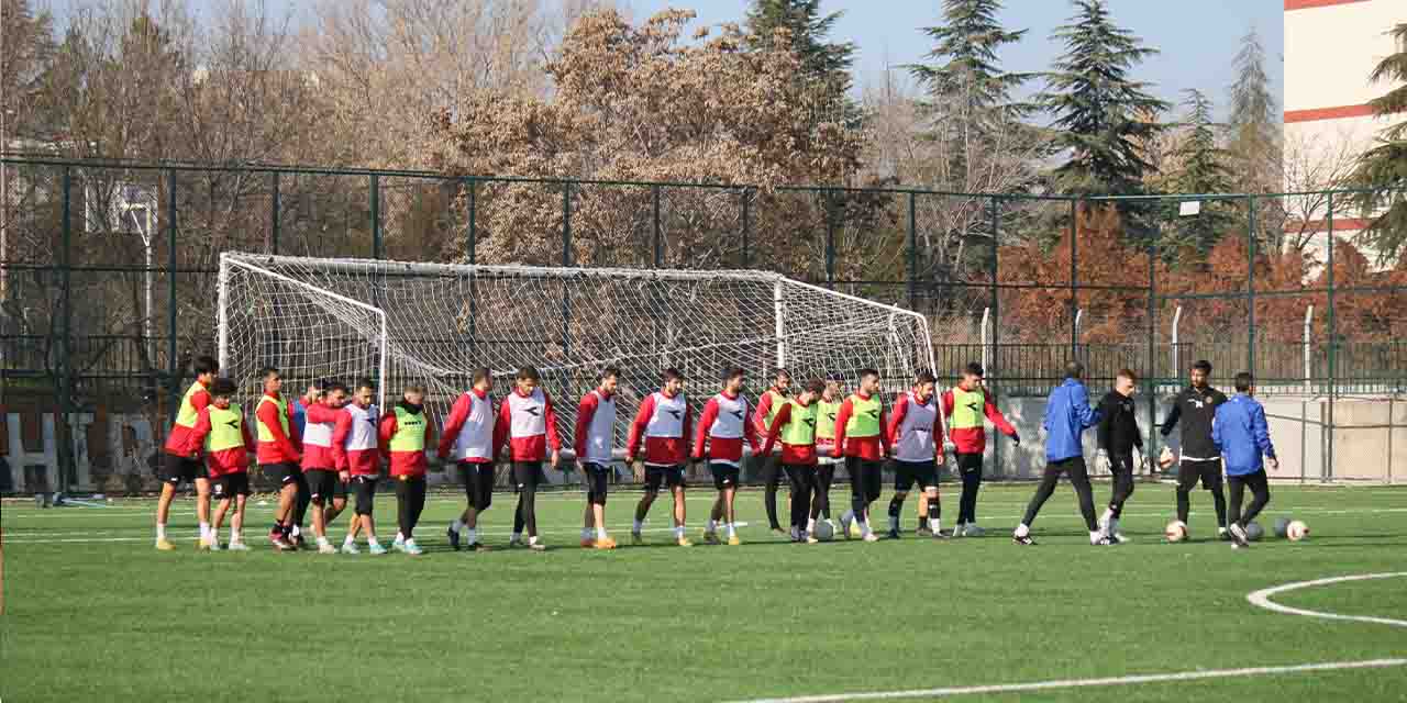 Es-Es yılbaşında 2 gün izin yaptı