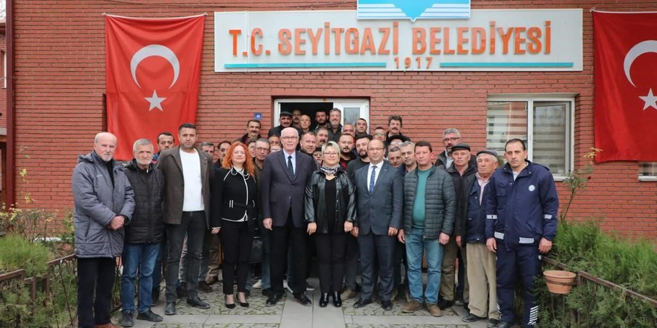 Başkan Kurt: “Üreterek dayanışmayı büyütüyoruz”