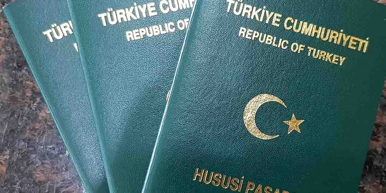 Gazeteciler için yeşil pasaport teklifi meclise sunuldu!
