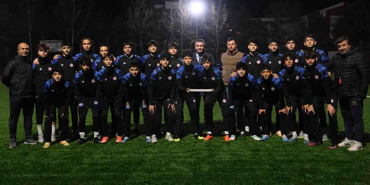 Başkan Galip Özsarı'dan altyapıya 'tatlı' ziyaret