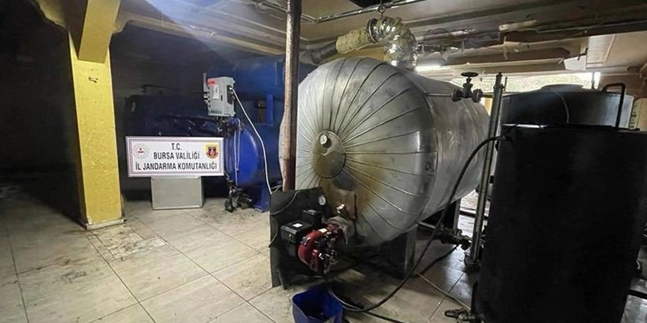 Kaçak akaryakıt tesisinde 5 bin litre kaçak motorin bulundu