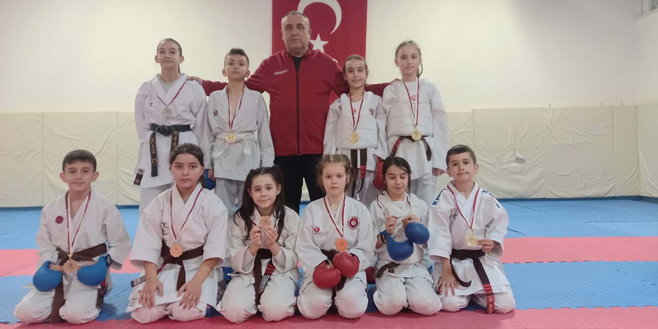 Togay öğrencilerinin başına döndü