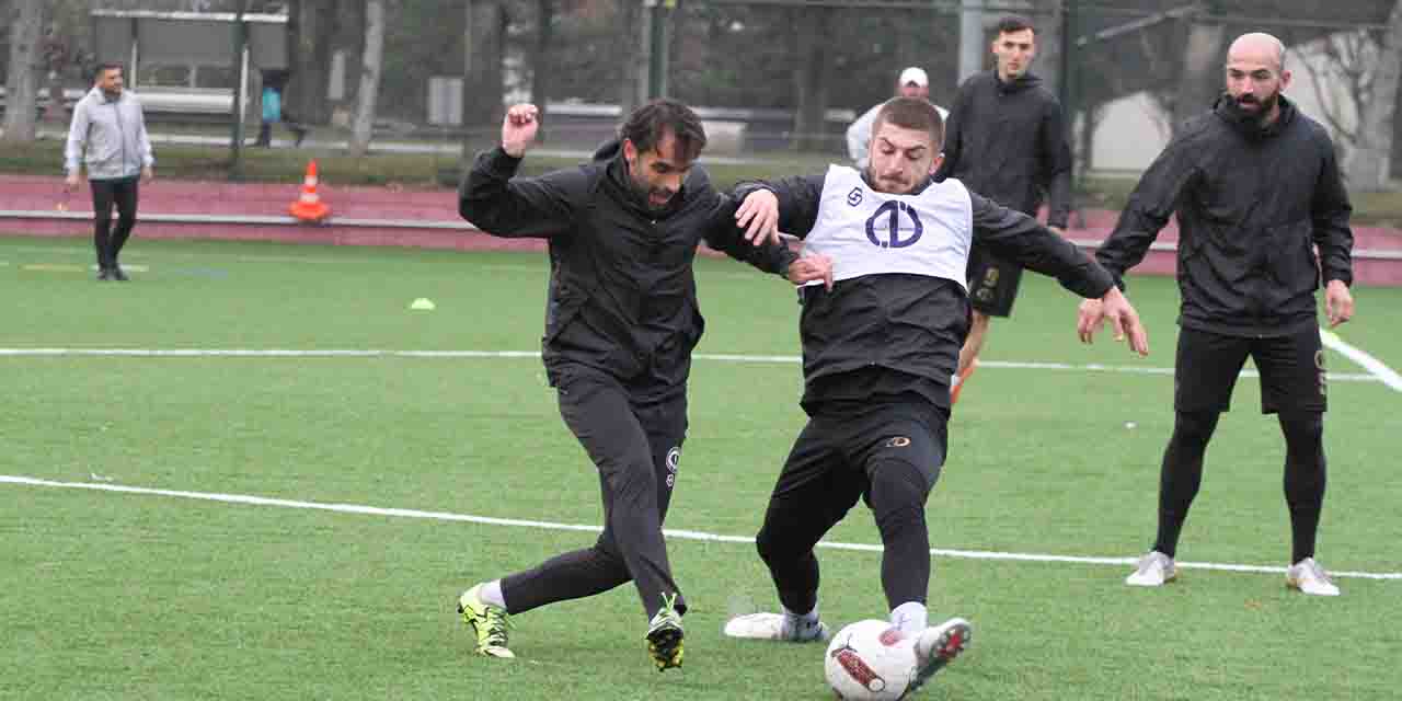 Anadolu Üniversitesi'nde forma mücadelesi