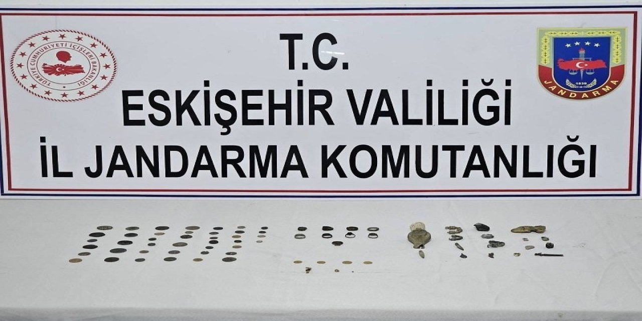74 parça tarihi eseri satmak isterken yakalandı