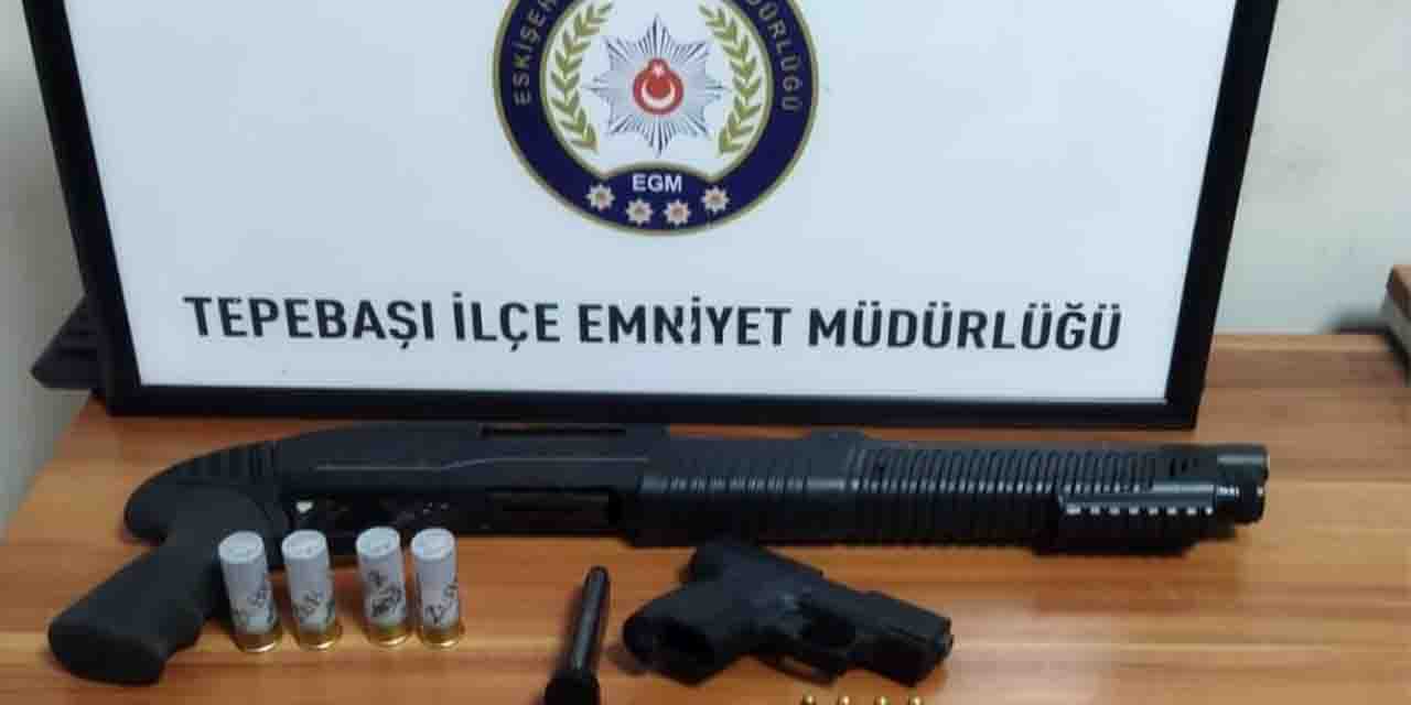 Bir kişiyi yaraladı ama polisten kaçamadı