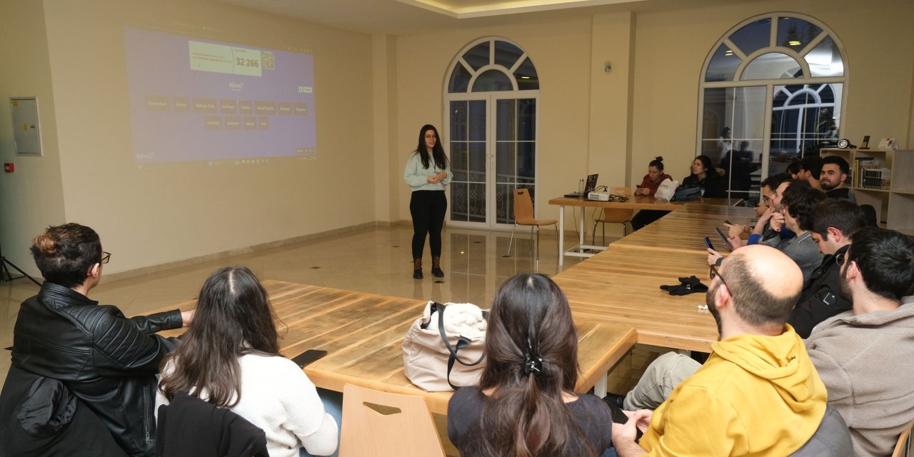 Eskişehir'de gençlerin eğlenceli bilgi yarışması çok sevildi
