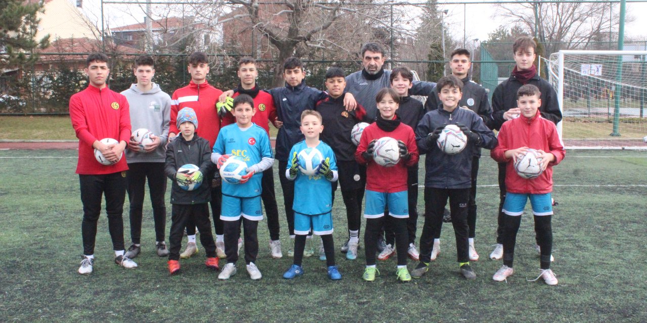 Yunus Çal Kaleci Akademisi büyüyor