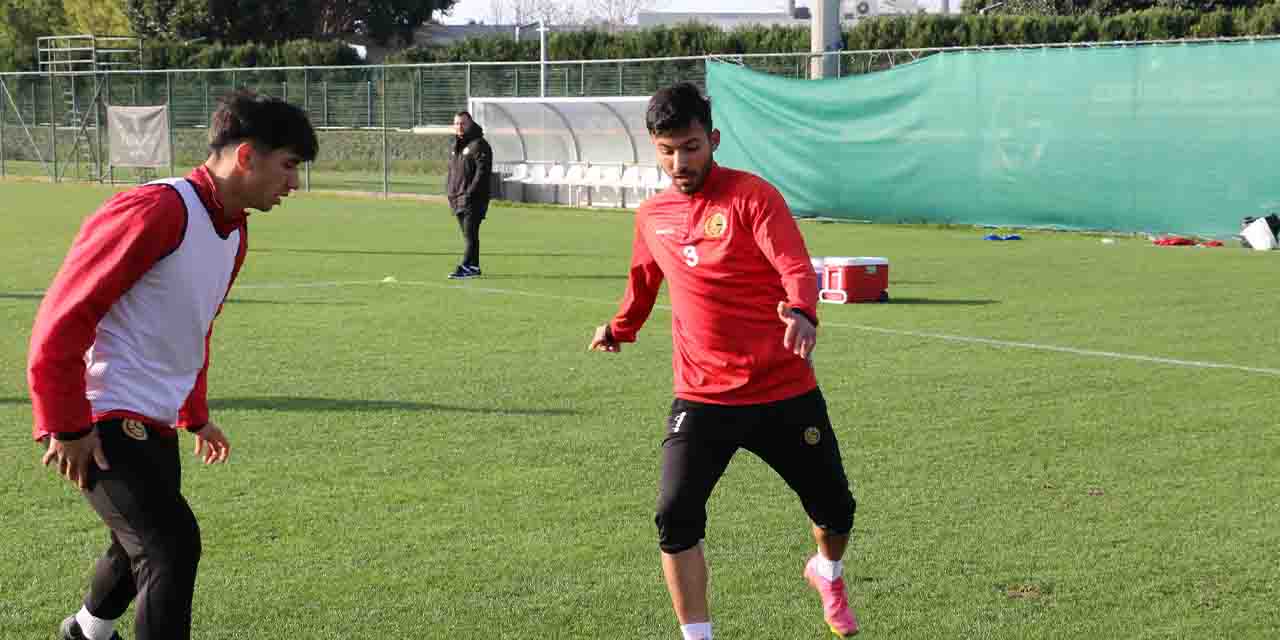 Eskişehirspor'da kadro operasyonu