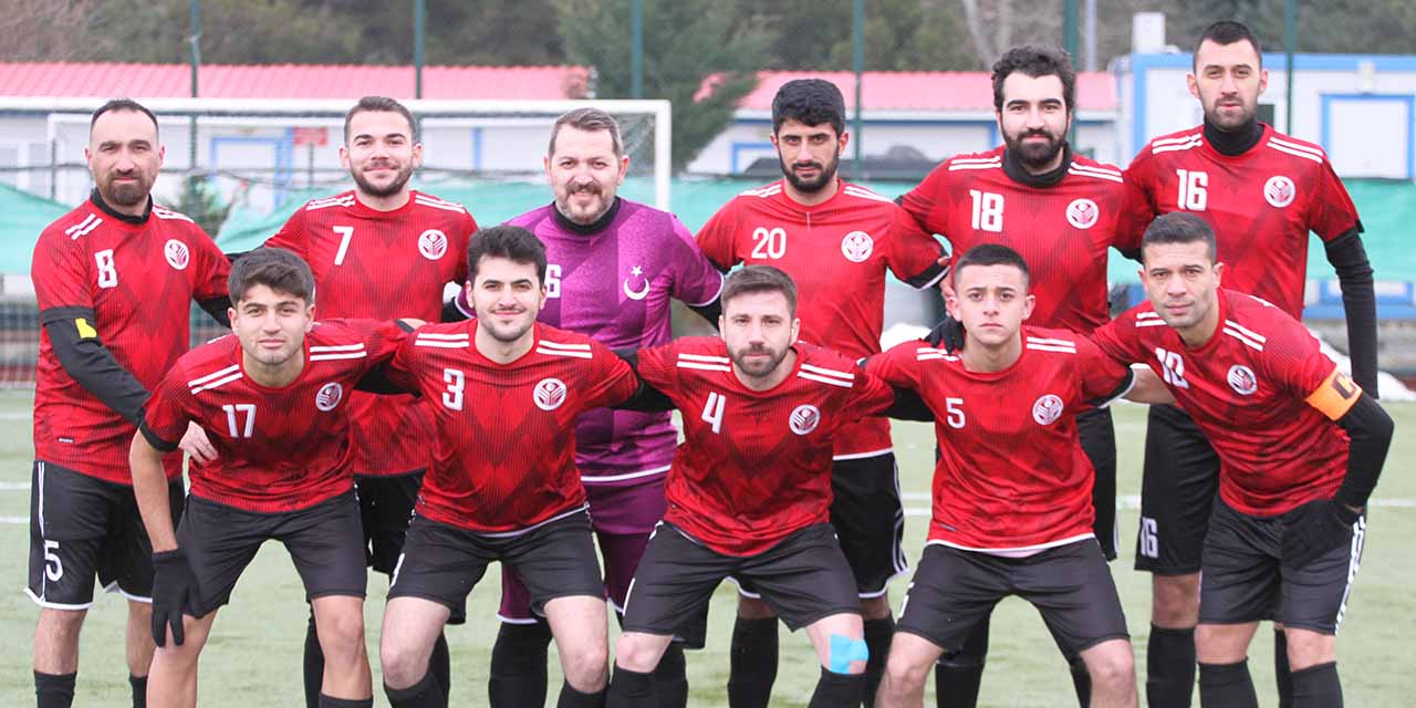 Yenikent ligde kaldı