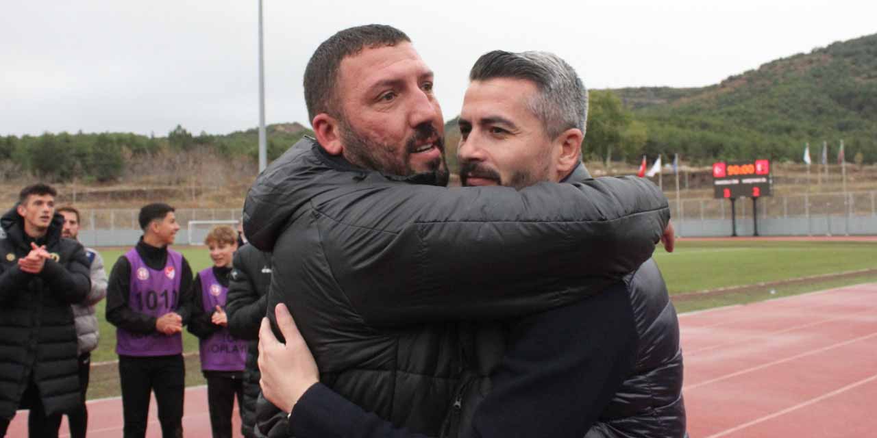 Anadolu Üniversitesi’nde şok ayrılık!