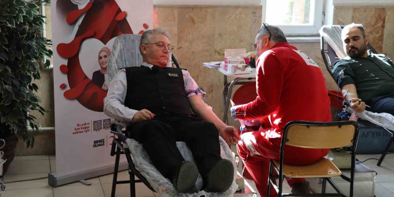 Jandarmadan örnek olacak davranış