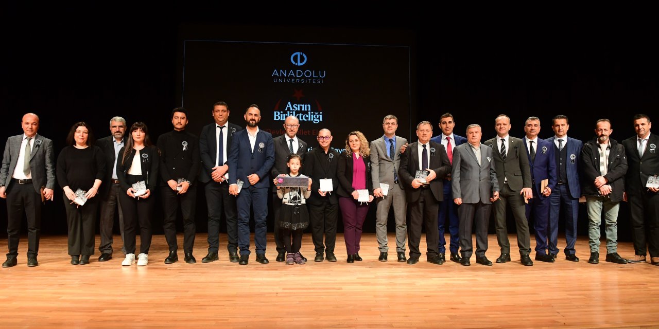 Anadolu Üniversitesi 6 Şubat depremlerinde vefat edenleri andı
