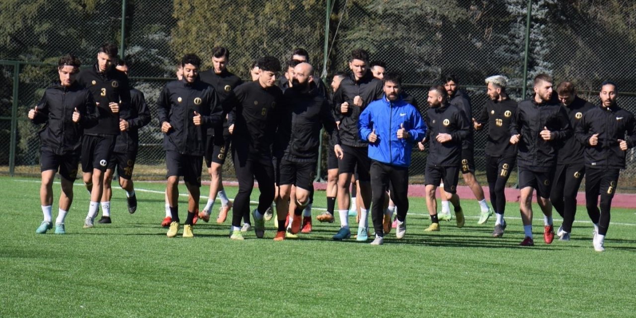 Anadolu Üniversitesi Spor Kulübü 4 transferini daha duyurdu