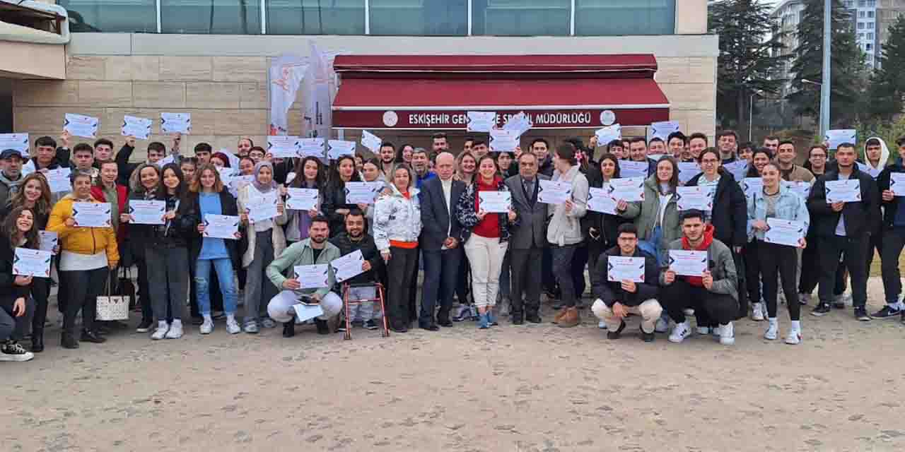 Hentbol Hakem Kursu Eskişehir’de yapıldı