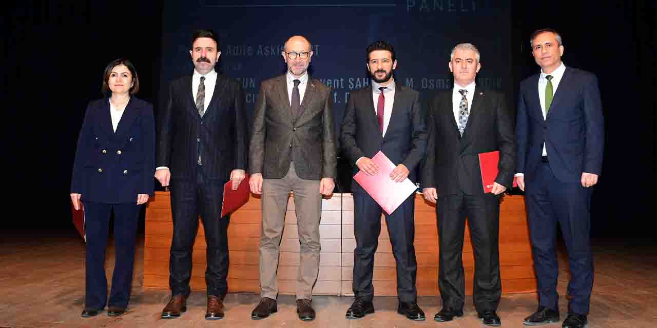 “E-güvenlik Paneli” Anadolu Üniversitesi'nde düzenlendi