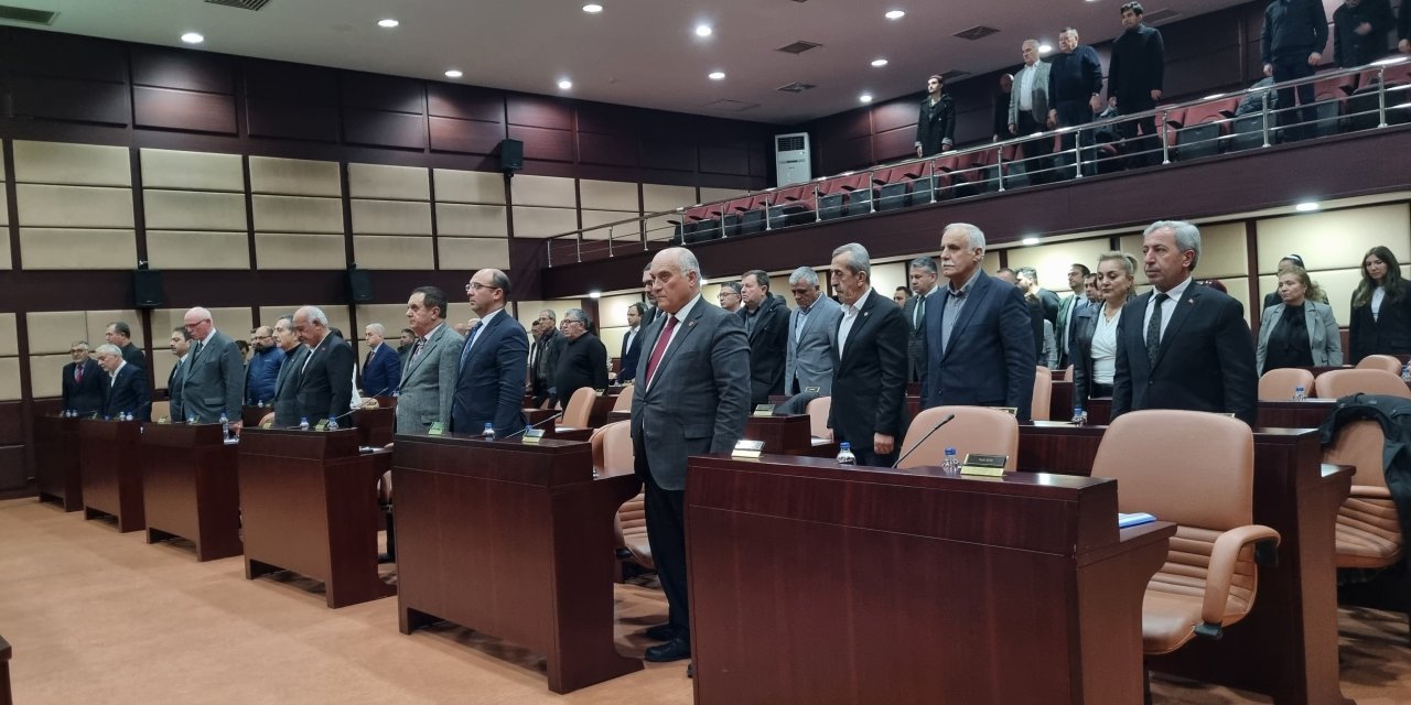 AK Parti’li Özcan helallik istedi