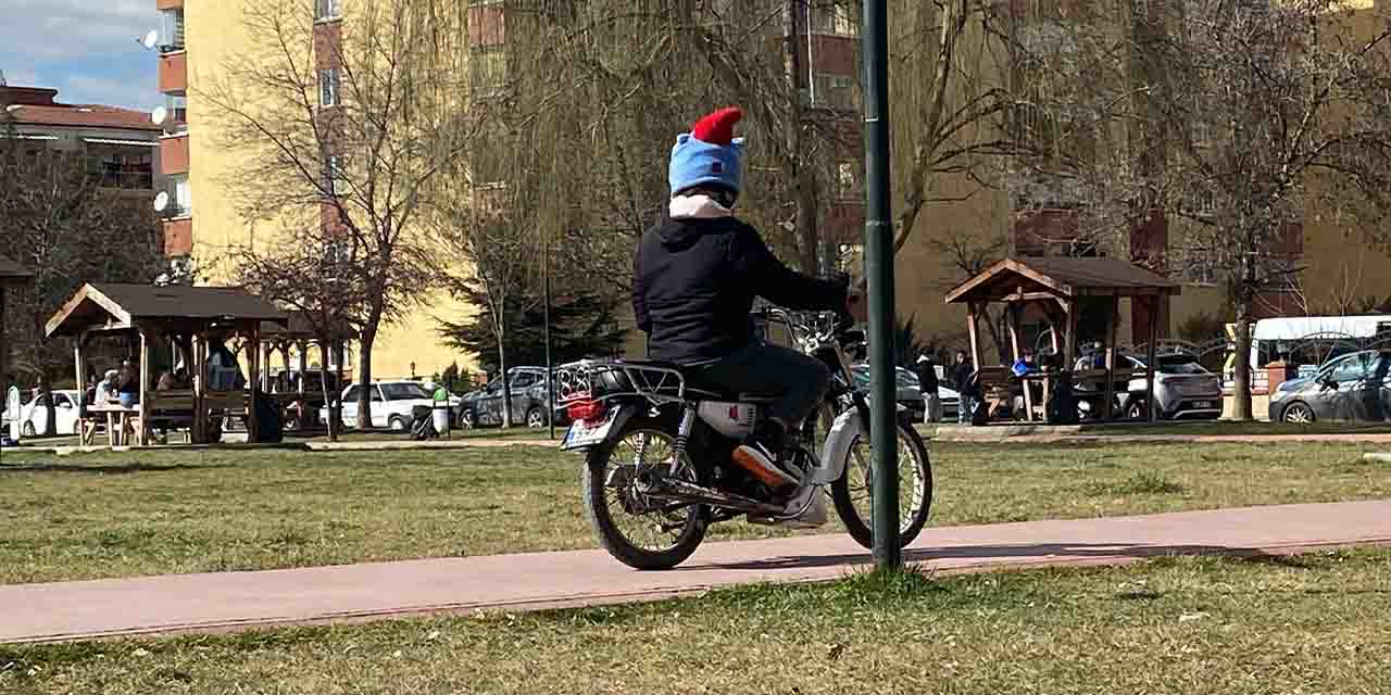 Eskişehir'de motosikletiyle insanları çileden çıkardı