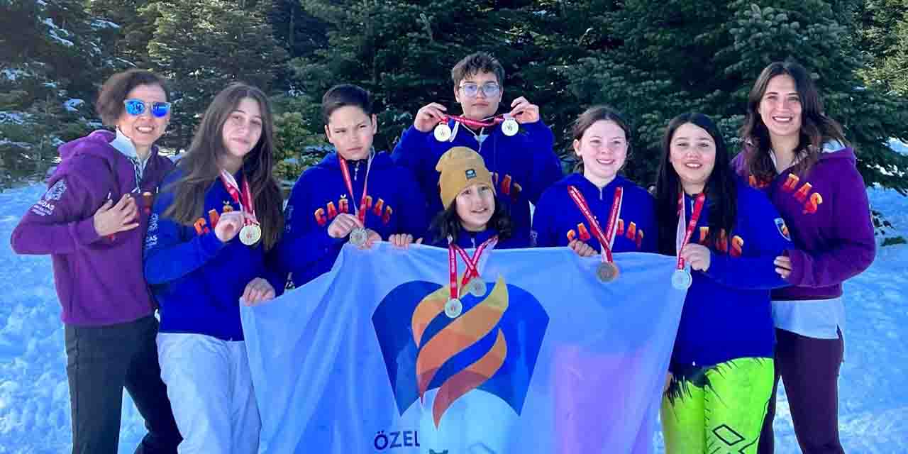 Çağdaş kayak sporcularından 13 madalya