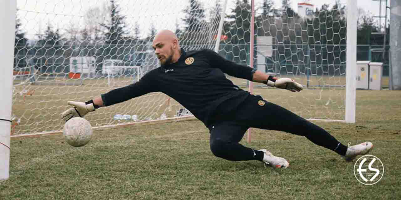 Eskişehirspor'dan gönderildiğini sosyal medyadan öğrendi