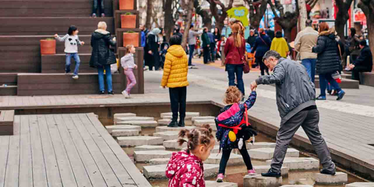 Türkiye'de kadınlar yaşam süresinde erkekleri solladı