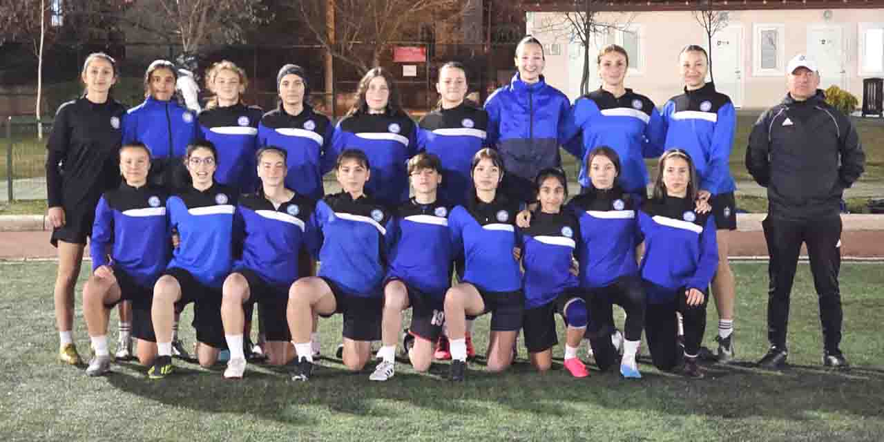 Eskişehir ekibi Fenerbahçe'yi devirdi