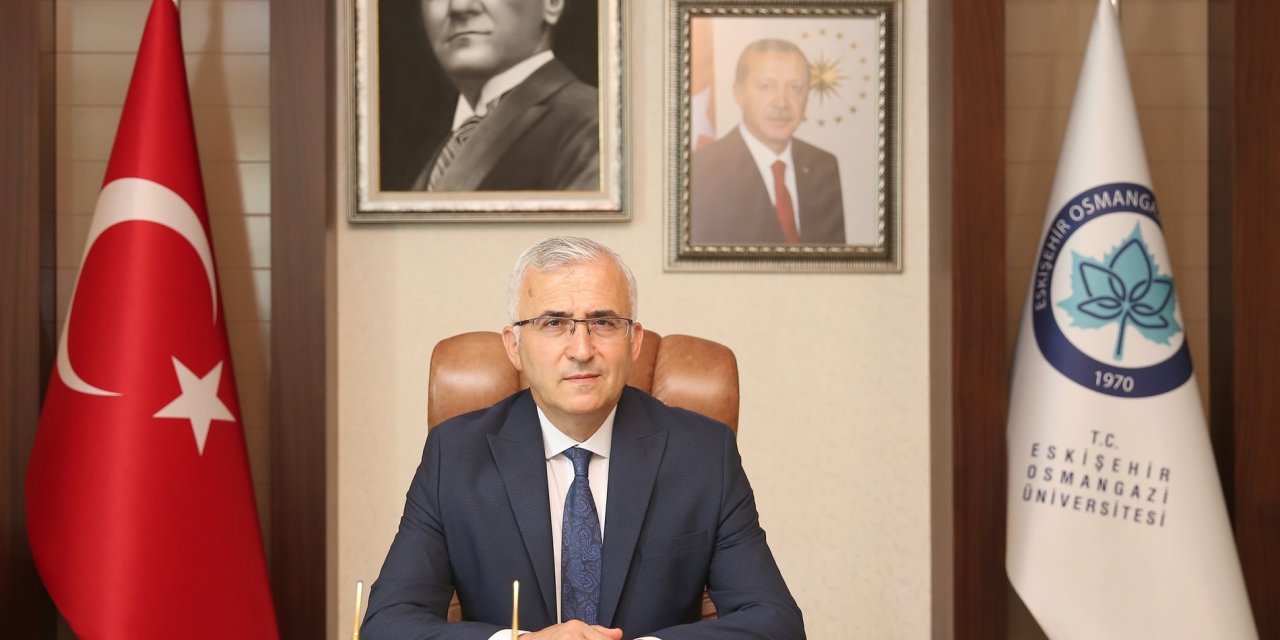 Rektör Çolak 14 Mart Tıp Bayramı'nı kutladı