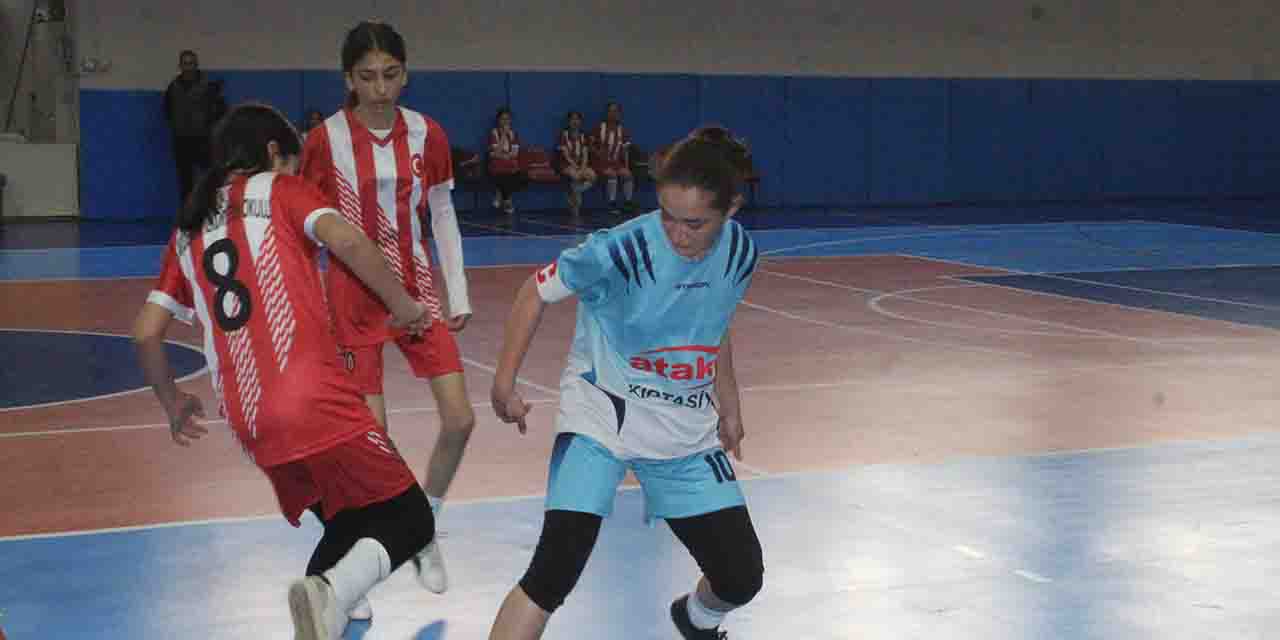 Yarı finalistler belirlenecek