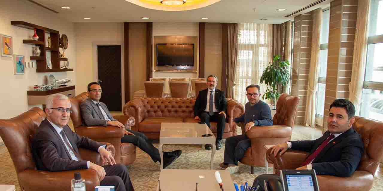 Ulaştırma ve Altyapı Bakanlığı Bakanlığından ESOGÜ'ye ziyaret
