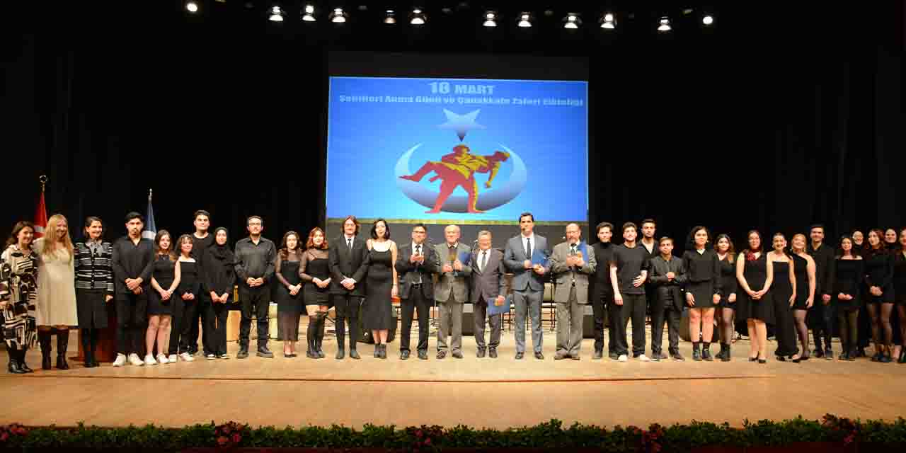 Anadolu Üniversitesi'nden 18 Mart Şehitlerine anma